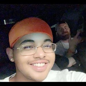 Meet your Posher, Devon